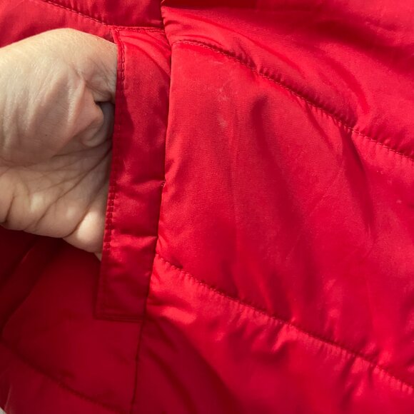 Aeropostale Boys Red quilted vest Size XL - Picture 5 of 6